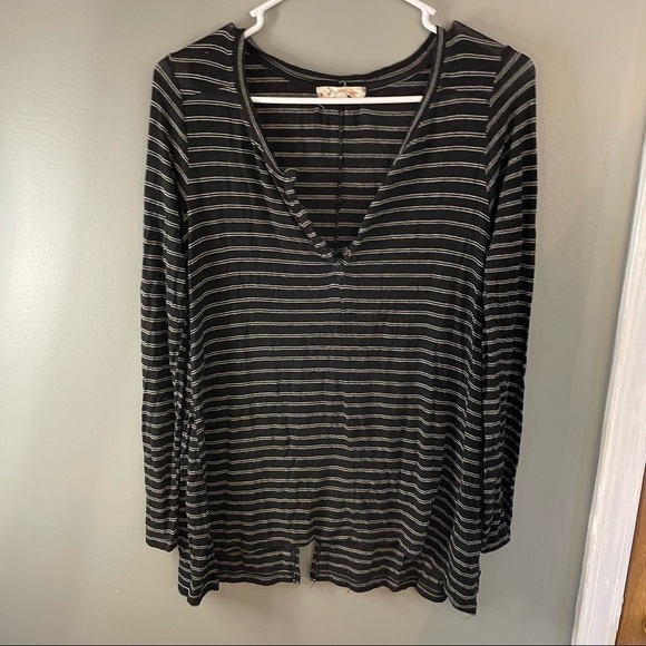 Hippie Rose Black and White Stripe Long Sleeve Small - Picture 1 of 5